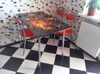 Стол кухонный с фотопринтом по акции, в подарок часы такого-же размера - Изображение #1, Объявление #1339511