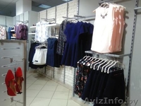 продам (уступлю договор аренды) готовый  оборудованный магазин одежды - Изображение #10, Объявление #1447326