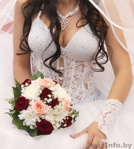 свадебное платье очень шикарное и красивое и в отличном состоянии   - Изображение #1, Объявление #852149