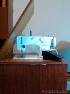 продам швейную машину Чайка-300тыс - Изображение #1, Объявление #1189354