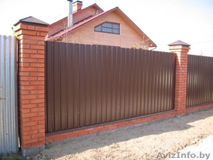 Профлист В наличии имеется крашенный и оцинкованный профлист С8.