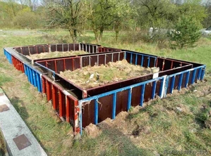 Бетонные работы,  фундаменты,  своя профессиональная опалубка.