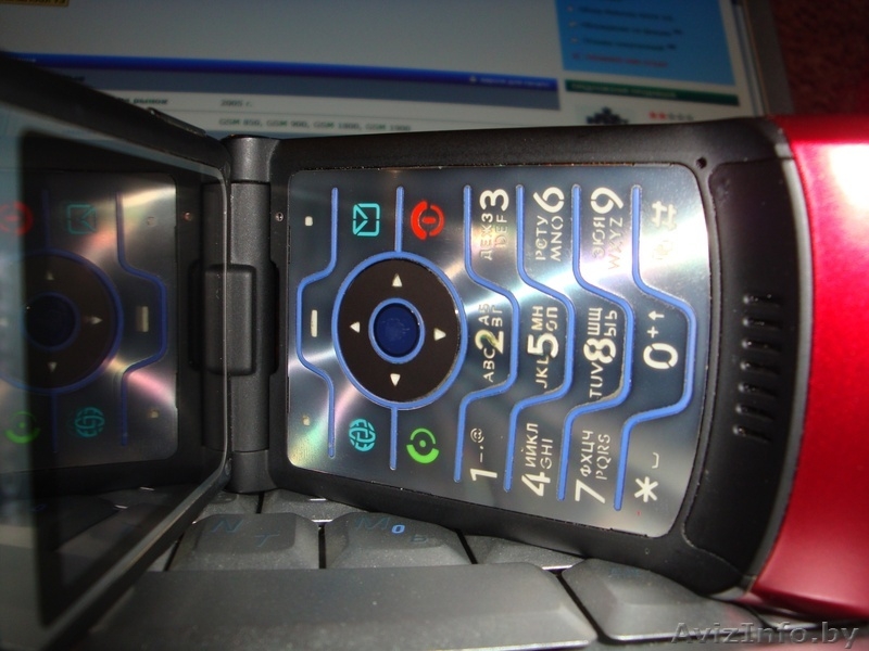 Motorola RAZR V3i - Изображение #3, Объявление #220473