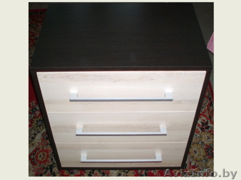 Комод, 3 выдвижные полки на роликах, с хромированными ручками, кромка ПВХ, цвет  - Изображение #1, Объявление #277041