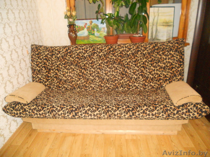 Диван. Цвет леопардовый и шоколадный. б/у - Изображение #1, Объявление #875651