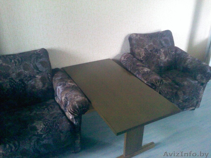 Кресла и журнальный столик - Изображение #1, Объявление #959036