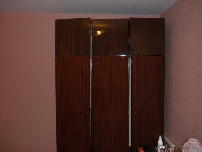 Трёхдверный шкаф с тремя выдвижными полками + АНТРЕСОЛЬ в ПОДАРОК! - Изображение #1, Объявление #1189462