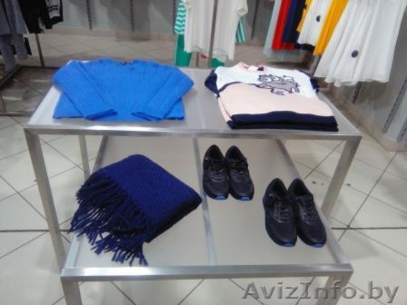 продам (уступлю договор аренды) готовый  оборудованный магазин одежды - Изображение #8, Объявление #1447326