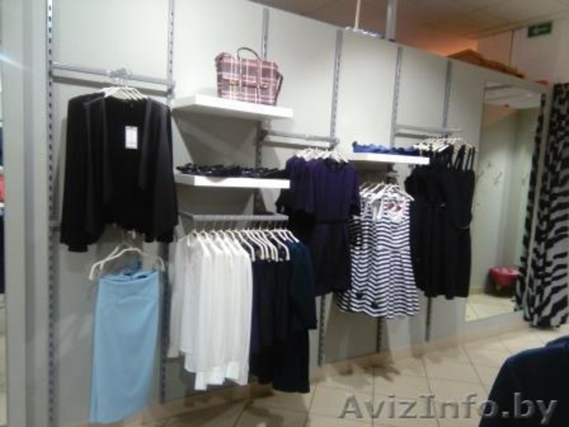 продам (уступлю договор аренды) готовый  оборудованный магазин одежды - Изображение #9, Объявление #1447326