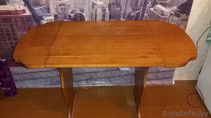 Продам кухонный стол. Хорошее состояние. Массив. Крепкий. Удобный для искользова - Изображение #2, Объявление #1538825